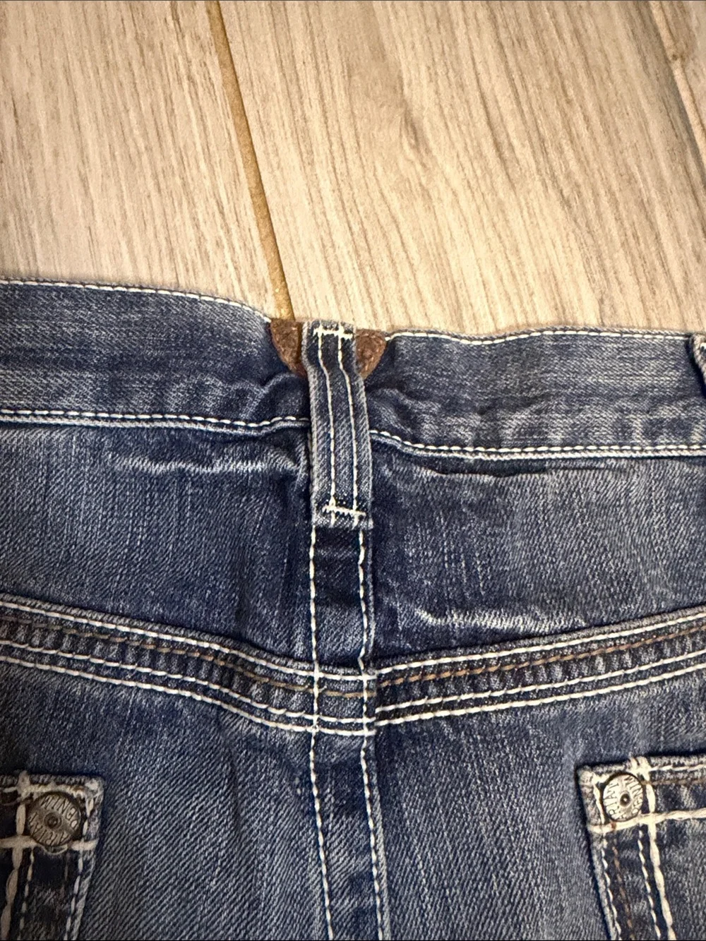 Ariat Men's Blue Bootcut Jeans with Subtle Fade